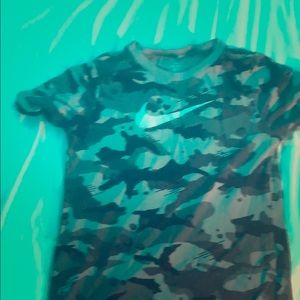 Nike T-shirt